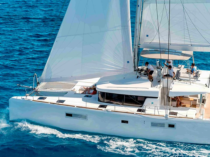 Location Catamaran Lagoon avec permis