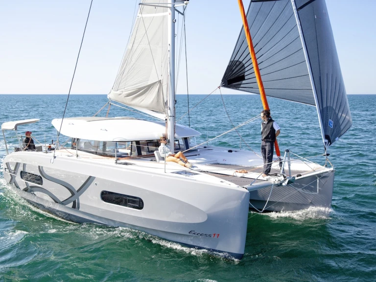 Louer Catamaran avec ou sans skipper Excess à Villefranche-sur-Mer