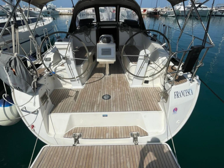 Location bateau Punta Ala pas cher Cruiser 37