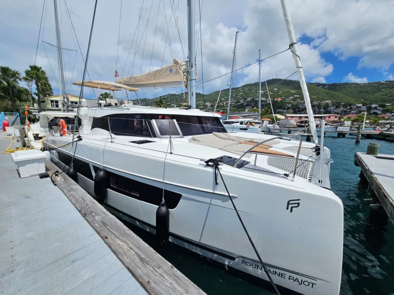 Fountaine Pajot Fountaine Pajot FP 41 Maesto 3  a louer à Frenchtown