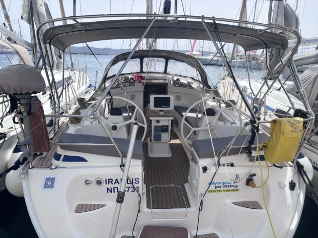 Bavaria Bavaria 42 Cruiser a louer à Lávrio