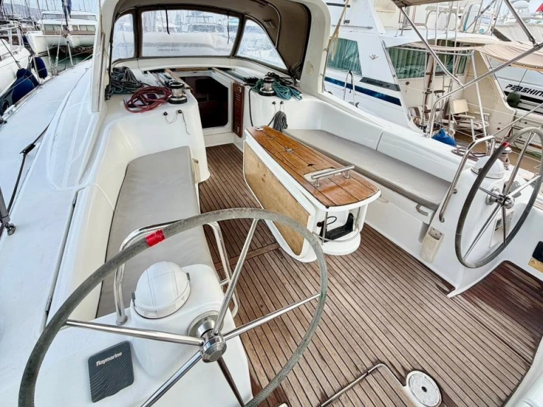 Location bateau Bénéteau Oceanis 50 Family à Nikiána sur Samboat