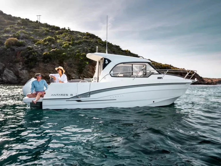 Location bateau Novi Vinodolski pas cher Antares 8 OB