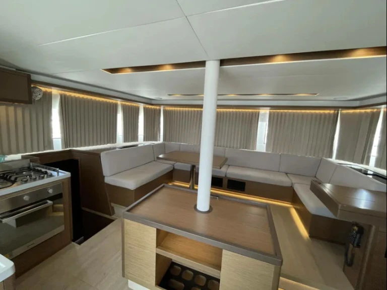 Location à Álimos - Lagoon Lagoon 50 sur SamBoat