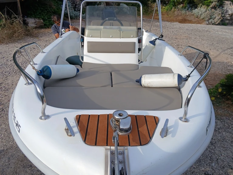 Saver OPEN 520 a louer à Ciutadella de Menorca