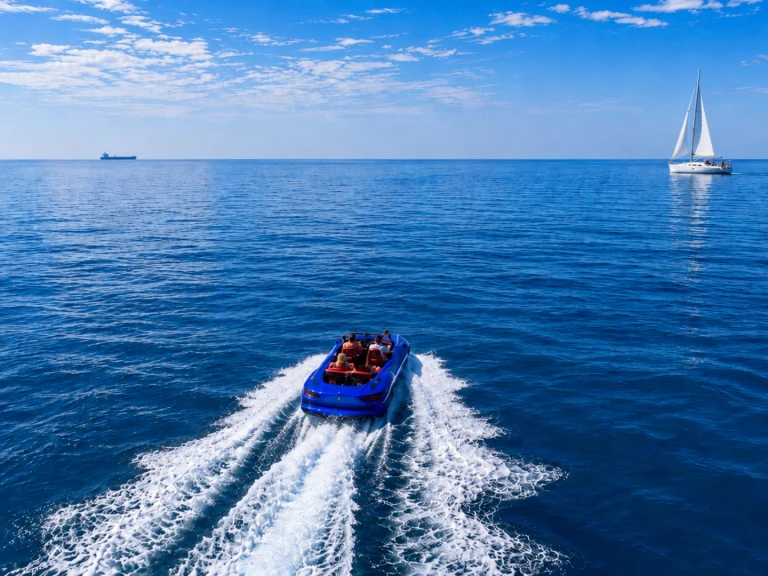 Location Bateau à moteur trisac marine avec permis