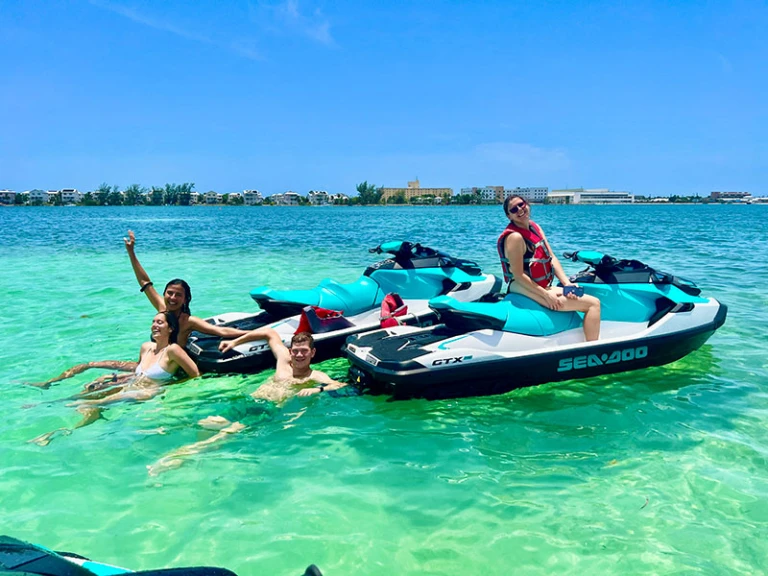 Louer Jet ski avec ou sans skipper Sea-Doo à Les Issambres