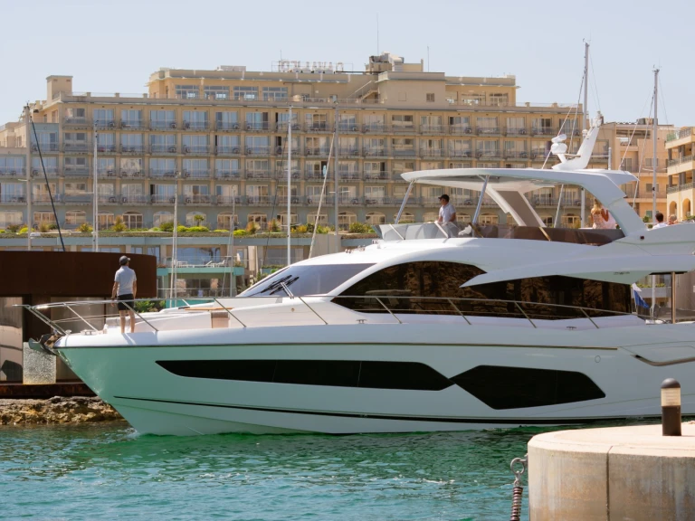 Louer Yacht avec ou sans skipper Sunseeker à San Ġiljan