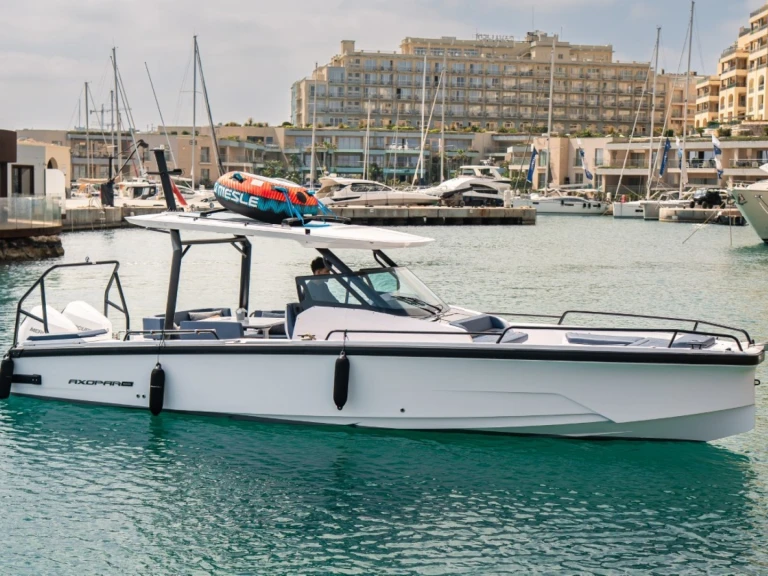 Location Bateau à moteur Axopar avec permis