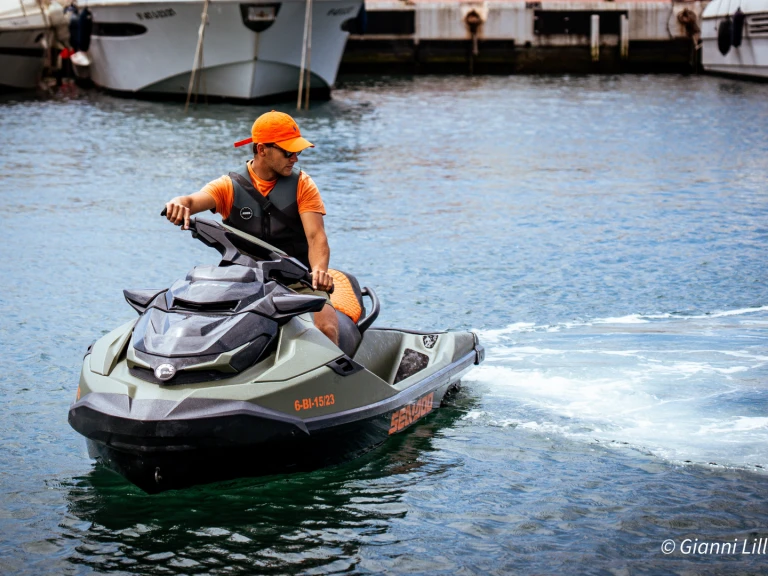 Location bateau Puerto Deportivo de Marbella pas cher GTX PRO 130
