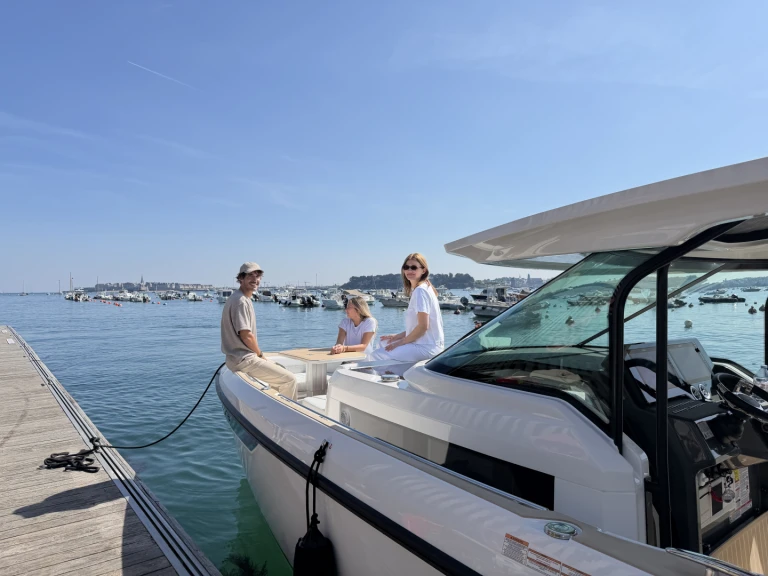 Saxdor SAXDOR 400 GTS a louer à Dinard