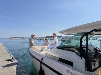 Saxdor SAXDOR 400 GTS charter bareboat or captained in  Dinard