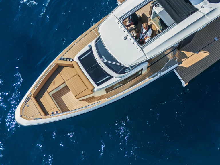 Location Bateau à moteur à Dinard - Saxdor SAXDOR 400 GTS