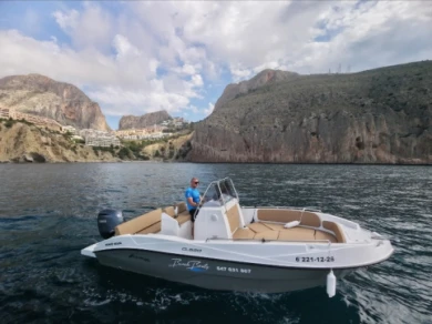 Motorboat hire in Altea - Nireus Nireus 620 cl