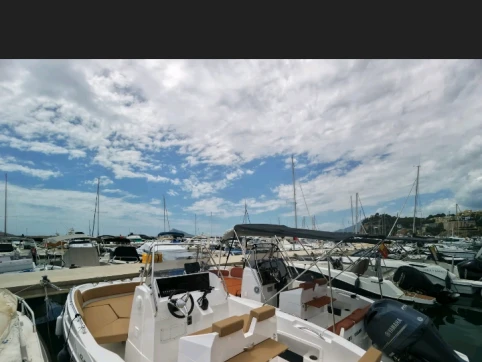 Location Bateau à moteur à Altea - Nireus Nireus 620 cl