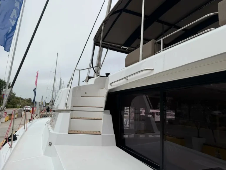 Location bateau Mykonos (Île) pas cher Bali 5.2 - 6 + 2 cab.