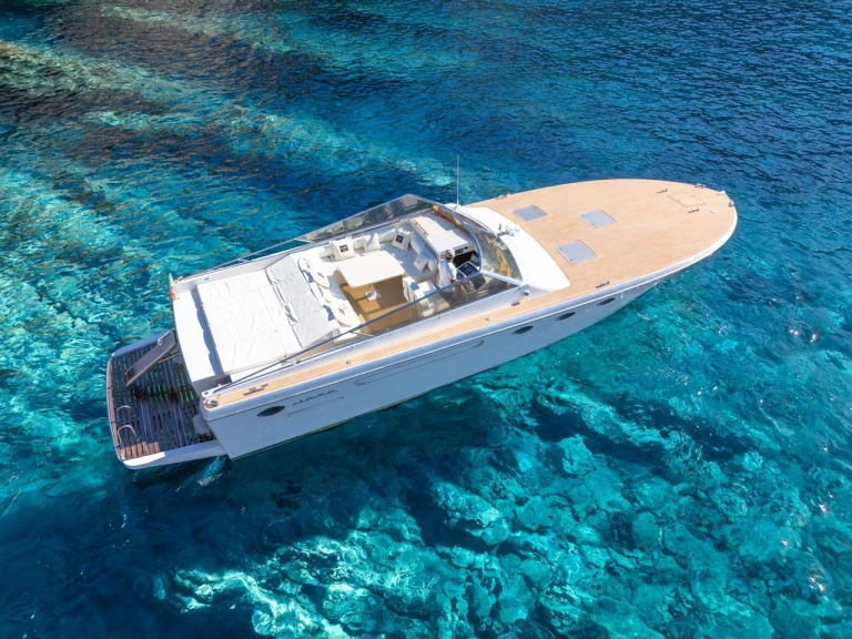 Bateau à moteur à louer à Buggerru au meilleur prix