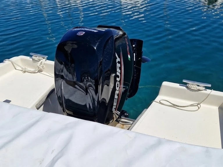 Louez un Omnia Omnia 600 à Porto di Alghero