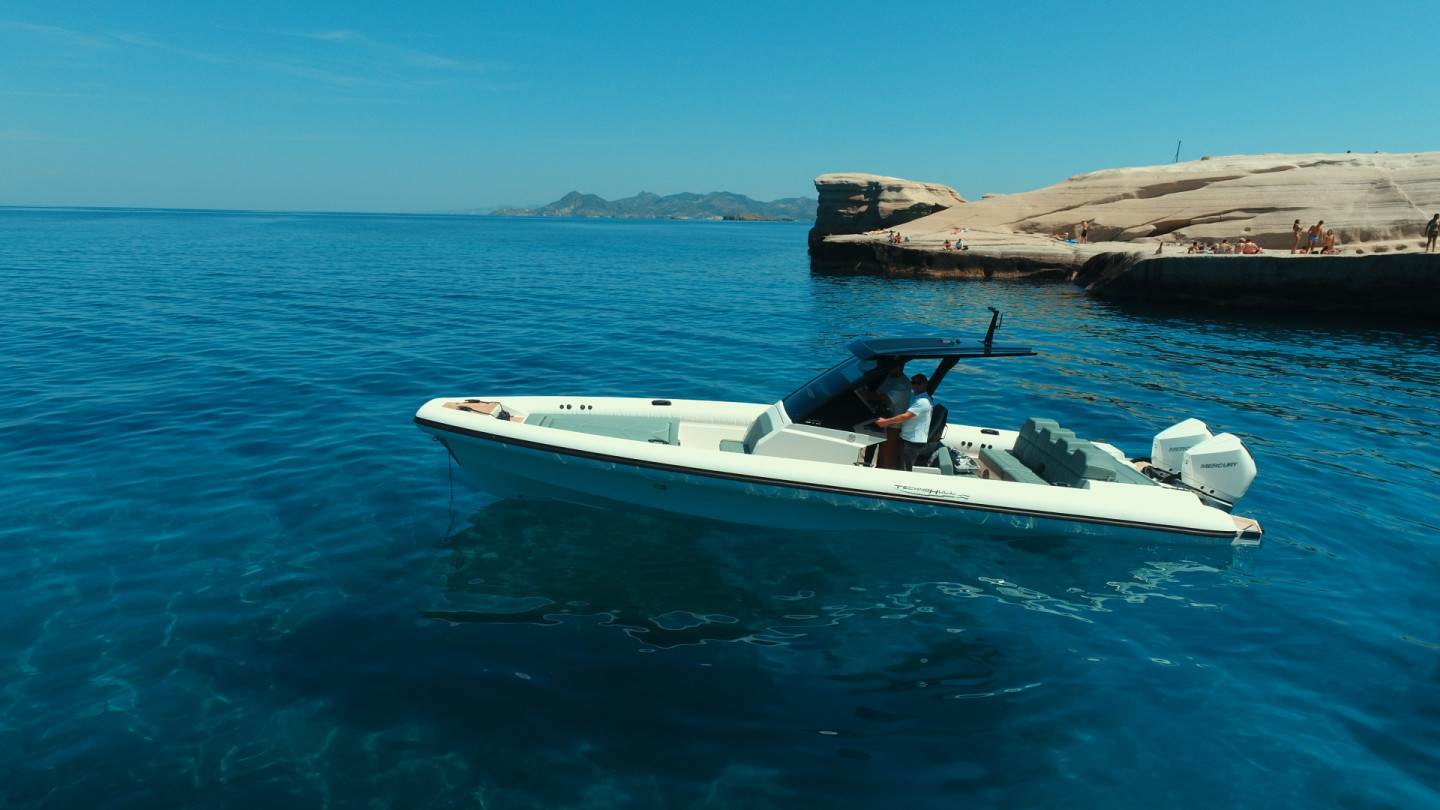 Discover Eco Solar Yacht Charters in Kýthnos, Greece