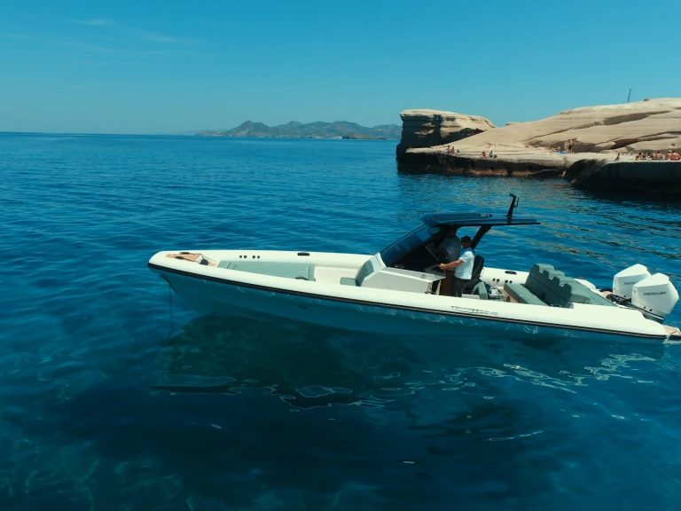 Location bateau Kýthnos (Ville) pas cher GTX