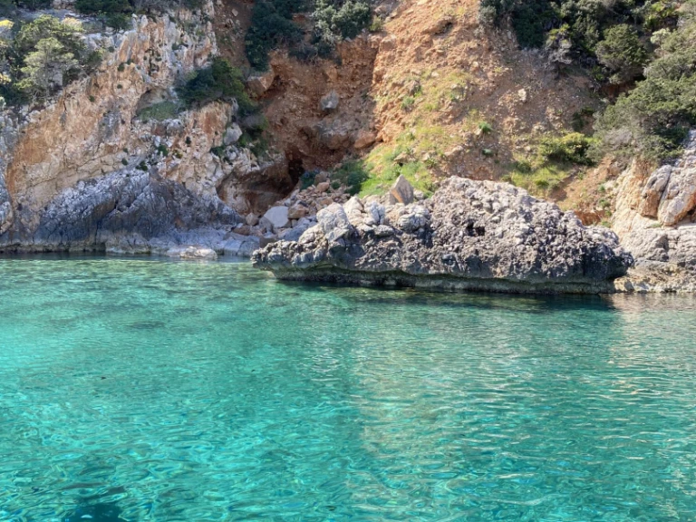 Louez un GM italy Ares à Porto di Alghero