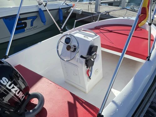 Location Bateau à moteur Estable avec permis