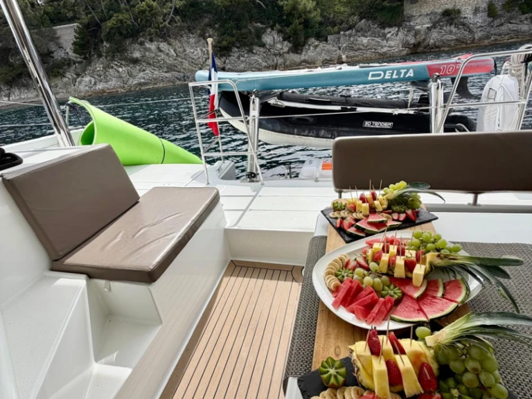 Location bateau Cannes pas cher Lagoon 40
