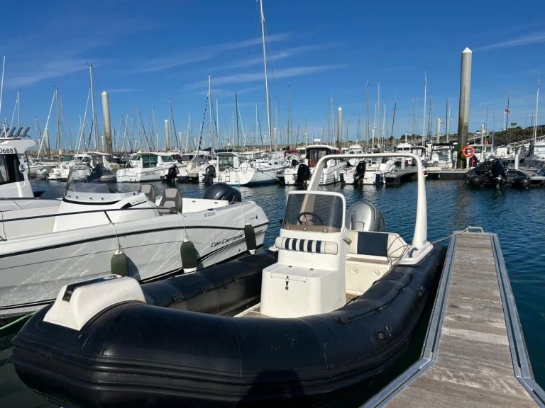 Louer Semi-rigide avec ou sans skipper Brunswick-Marine à Saint-Quay-Portrieux