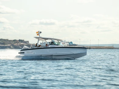 Motorboat rental with or without captain Axopar Split Port