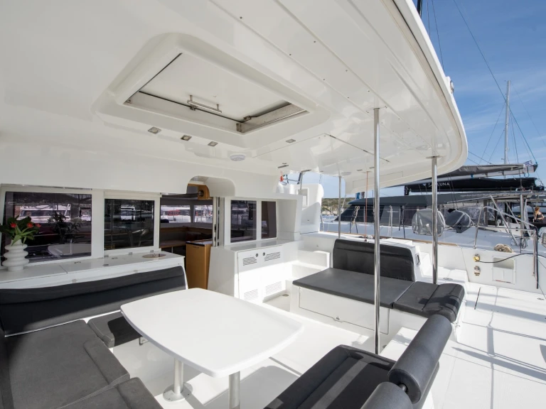 Location à Lávrio - Lagoon Lagoon 450 F sur SamBoat