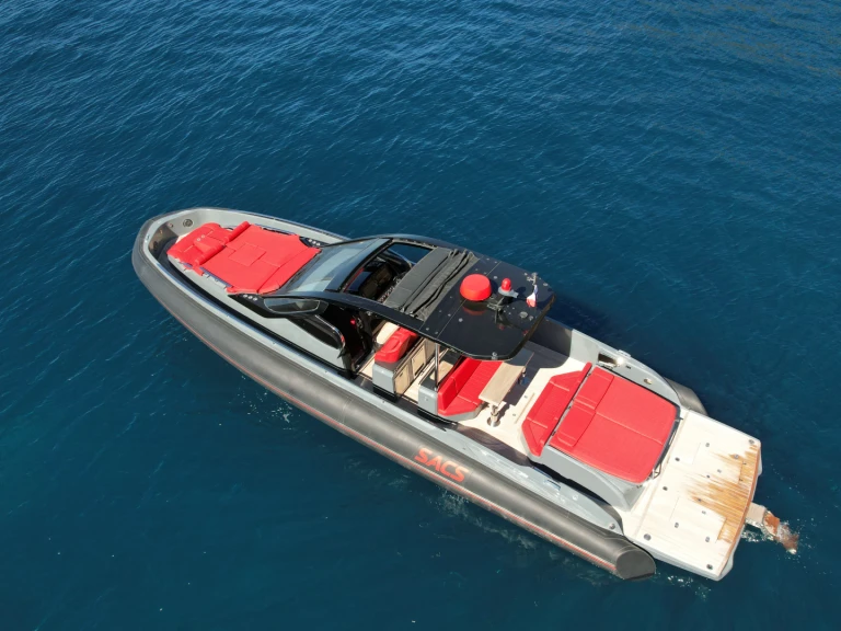 Louez un Sacs Rebel 47 Open à Beaulieu-sur-Mer