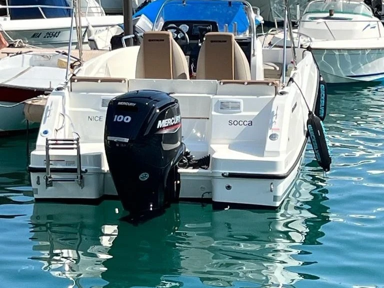 Louer Bateau à moteur avec ou sans skipper Quicksilver à Villefranche-sur-Mer