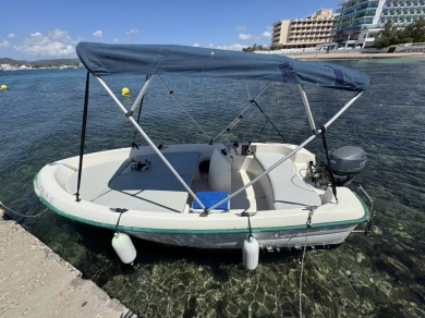 Hire a Quicksilver 410 Fish Consola Sant Antoni de Portmany