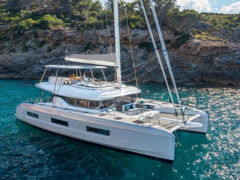 Location bateau Lagoon Lagoon 60 à Tivat sur Samboat