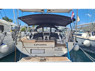 Sailboat to hire Trogir at the best price