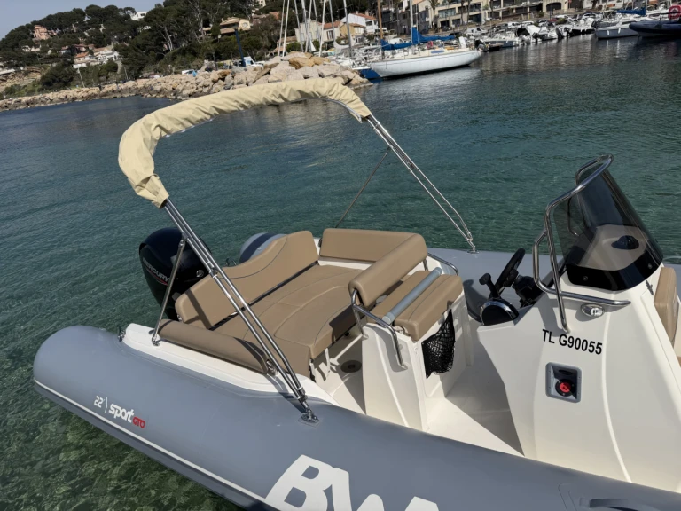 Louez un Bwa Sport 22 GT à La Madrague