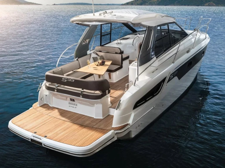Location bateau Punat pas cher Bavaria 33 Sport HT