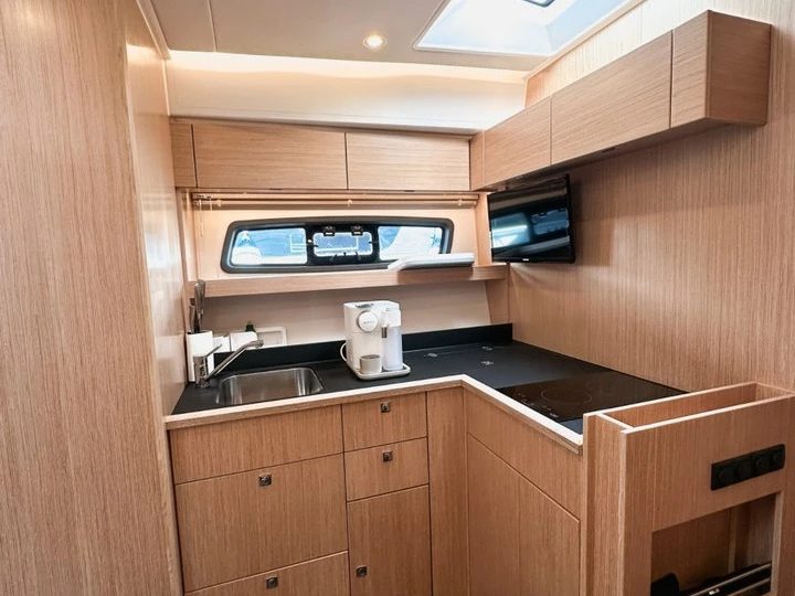 Location bateau Punat pas cher Bavaria SR41
