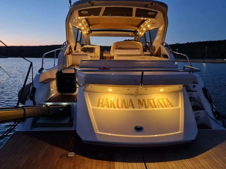 Location bateau Punat pas cher Cranchi M44 HT