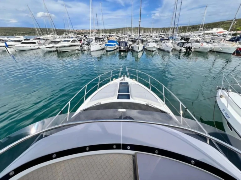 Yacht à louer à Punat au meilleur prix