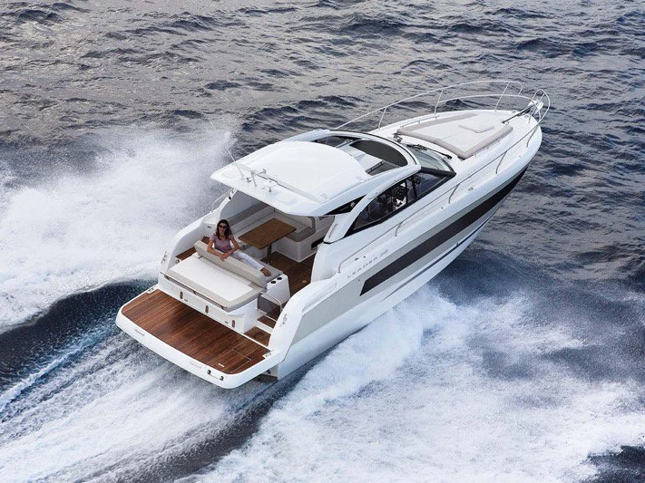 Location à Punat - Jeanneau Leader 36 sur SamBoat