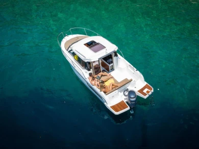 Motorboat rental in Punat - Jeanneau Merry Fisher 795