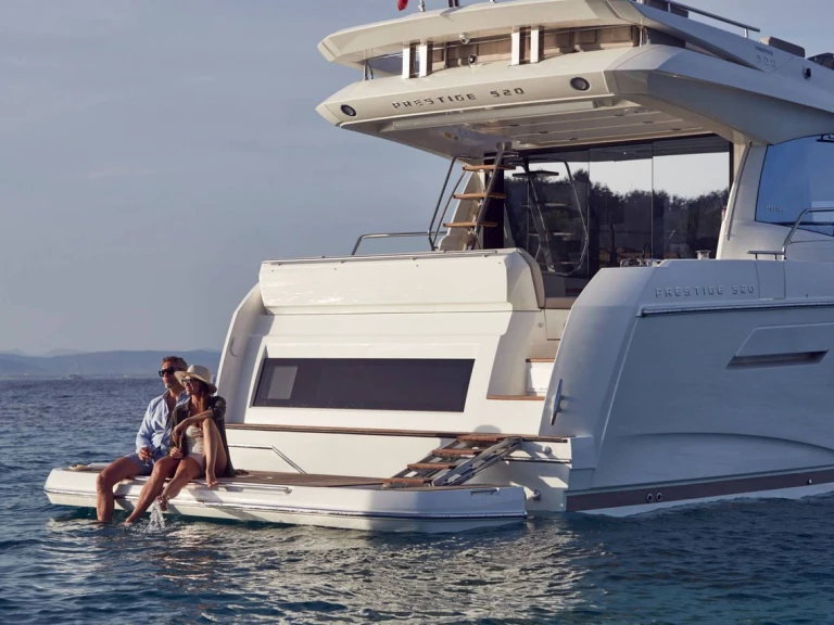 Location Yacht Jeanneau avec permis