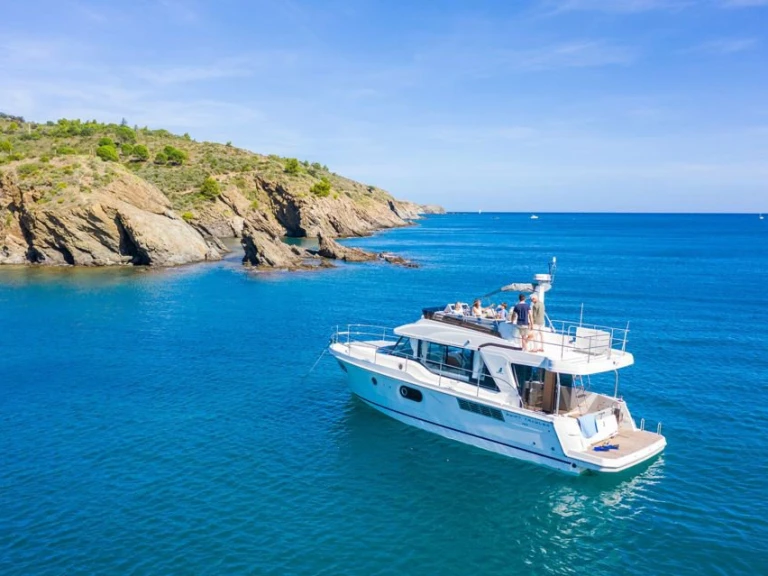 Bénéteau Swift Trawler 41 Fly a louer à Punat