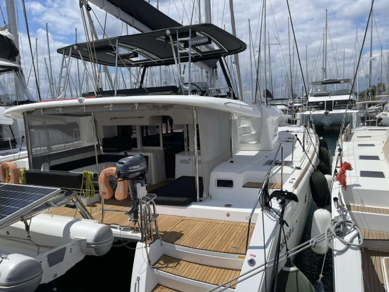 Lagoon Lagoon 450 F a louer à Álimos