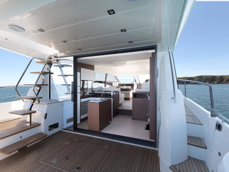 Location Yacht à Punat - Jeanneau Prestige 520 Flybridge - 3 + 1 cab.