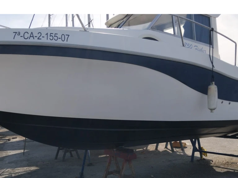 Location Bateau à moteur SanRemo avec permis