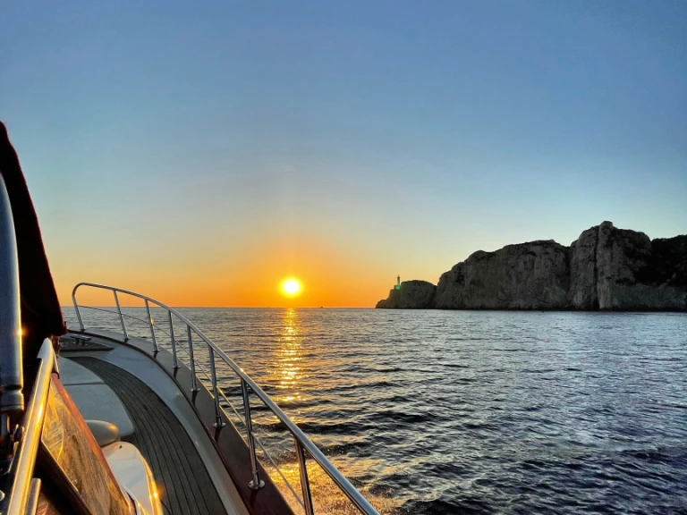 Fratelli Aprea Sorrento 32 Semi Cabinato a louer à Capri