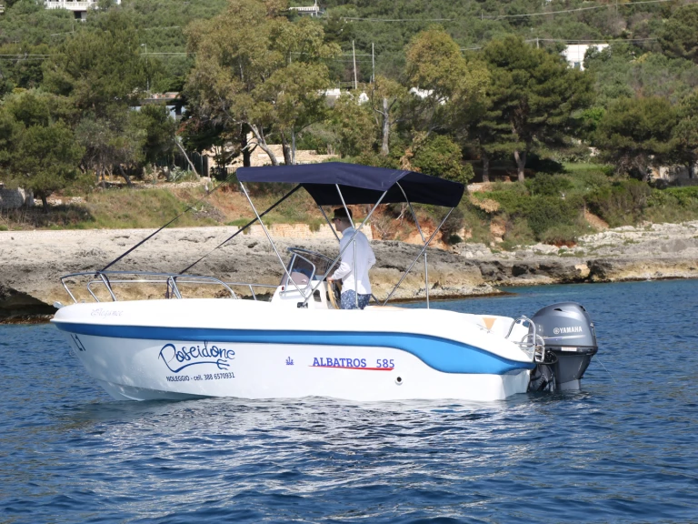 Location bateau Marina di Andrano pas cher 5,50