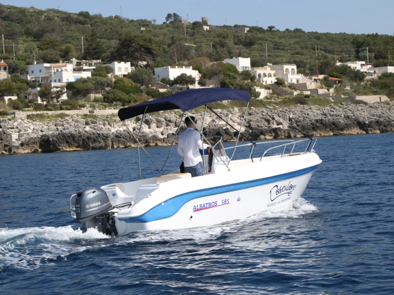 Location Bateau à moteur à Marina di Andrano - FRATELLI LONGO 5,50